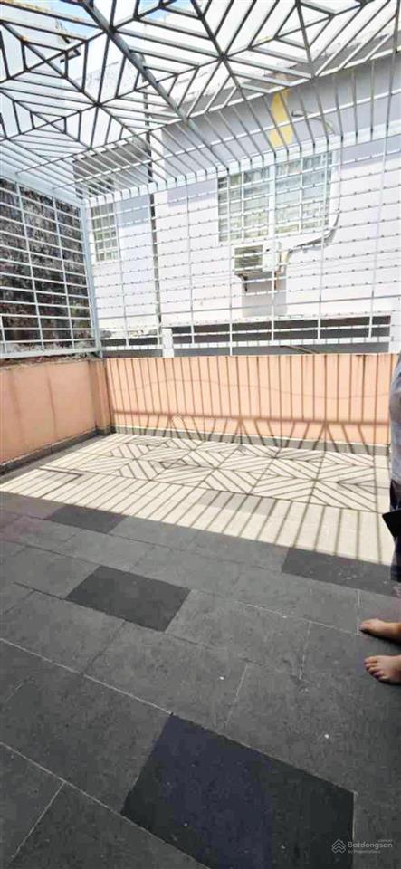 Bán nhà mặt tiền 4 tầng kdc bình phú 50m2 ngang 4m 4pn quận 6 ngay công viên bình phú