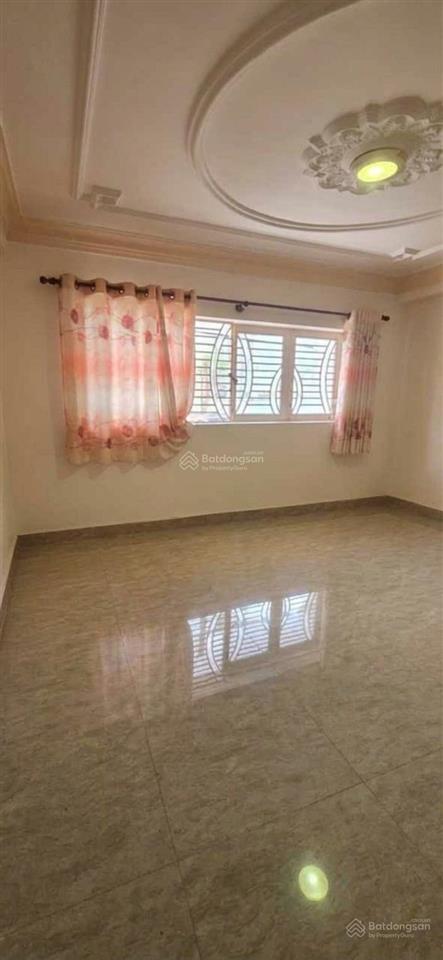 Bán nhà mặt tiền 4 tầng kdc bình phú 50m2 ngang 4m 4pn quận 6 ngay công viên bình phú