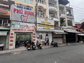 Bán nhà 3 tầng ngay chợ hậu giang 73m2 ngang 4m 3pn hậu giang phú lâm