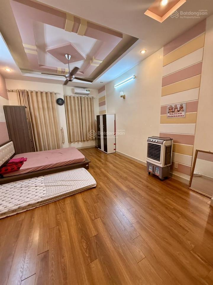 Bán nhà mặt tiền kinh doanh 4 tầng 64m2 ngang 4m 5pn kdc bình phú ngay công viên phú lâm