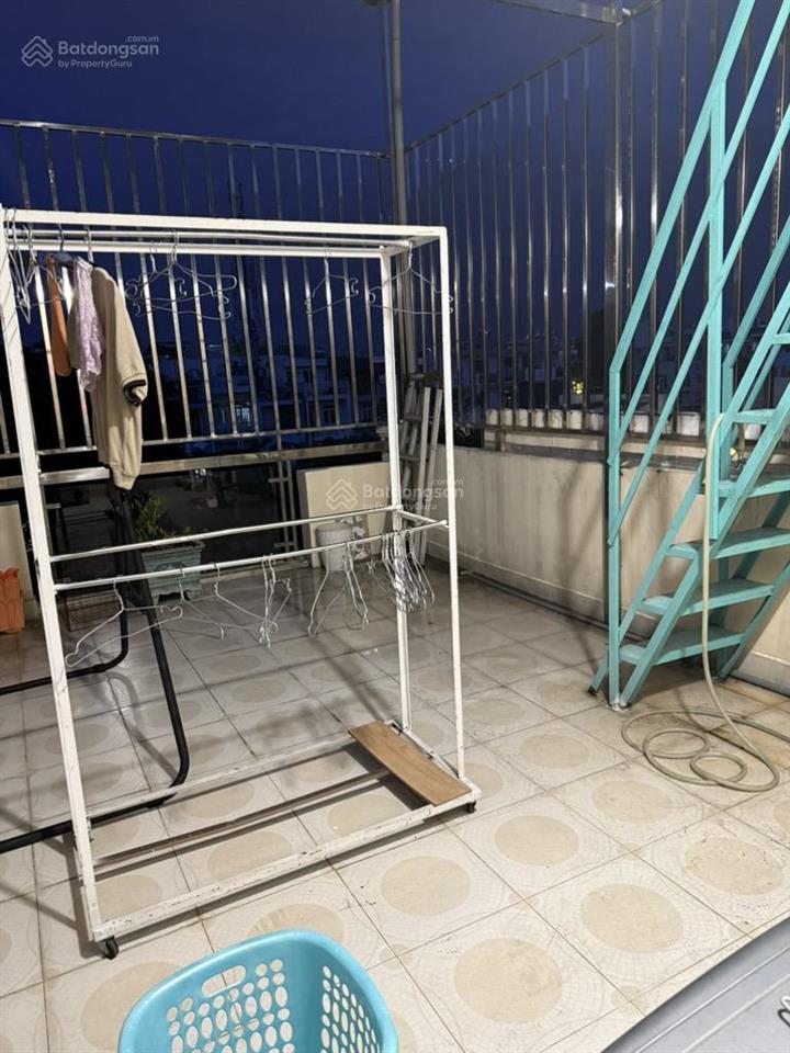 Bán nhà mặt tiền kinh doanh 4 tầng 64m2 ngang 4m 5pn kdc bình phú ngay công viên phú lâm