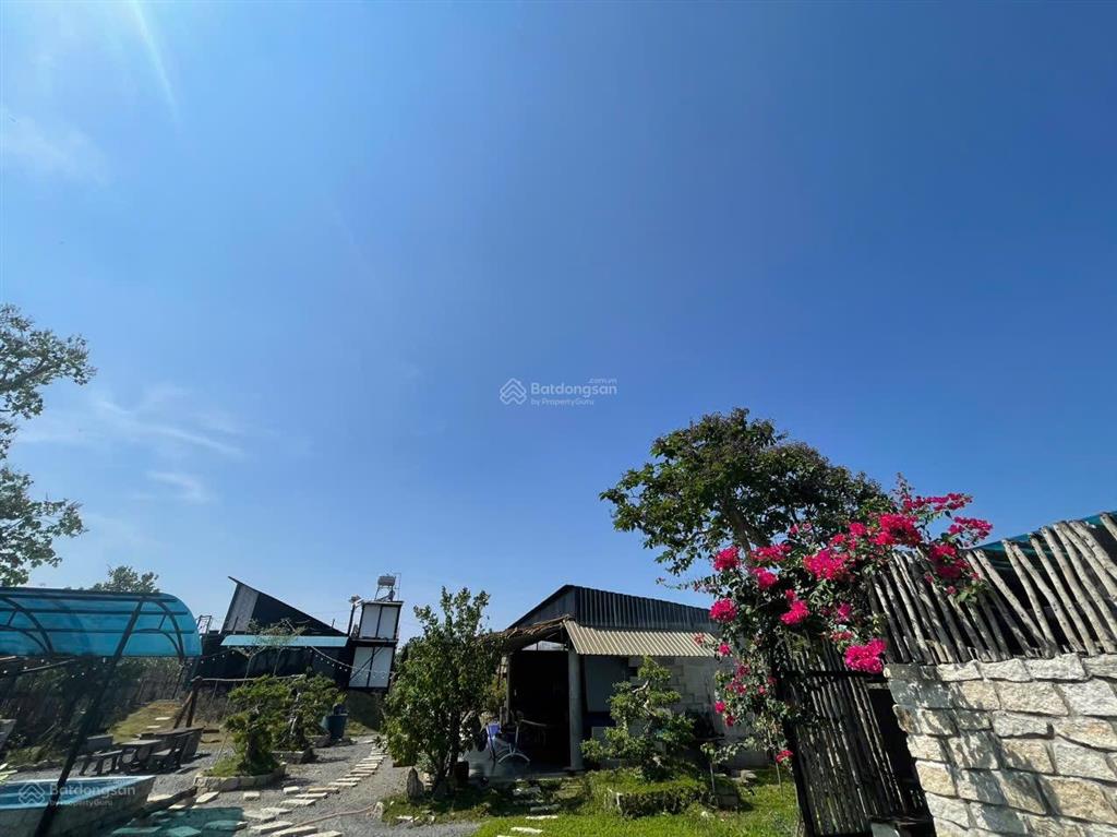 Chuyển nhượng khu nghỉ dưỡng đang kinh doanh 2087m2 sẵn homestay ngay tại xã nghĩa thành  tp. hcm