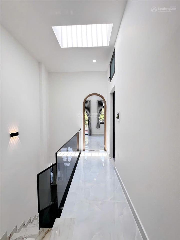 Bán nhà shr 86m2, 4pn, ngang hơn 4m, 7.325t, tại phường phú thọ tp.hcm ( phường 11 quận 11 cũ)