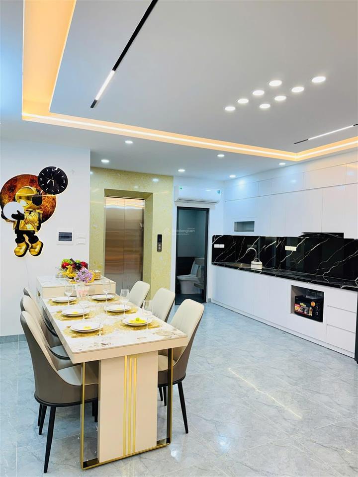 Lô góc ! hoàng đạo thànhthanh xuân, 66m2*7 tầng, gara oto, thàng máy, vỉa hè kinh doanh đỉnh.