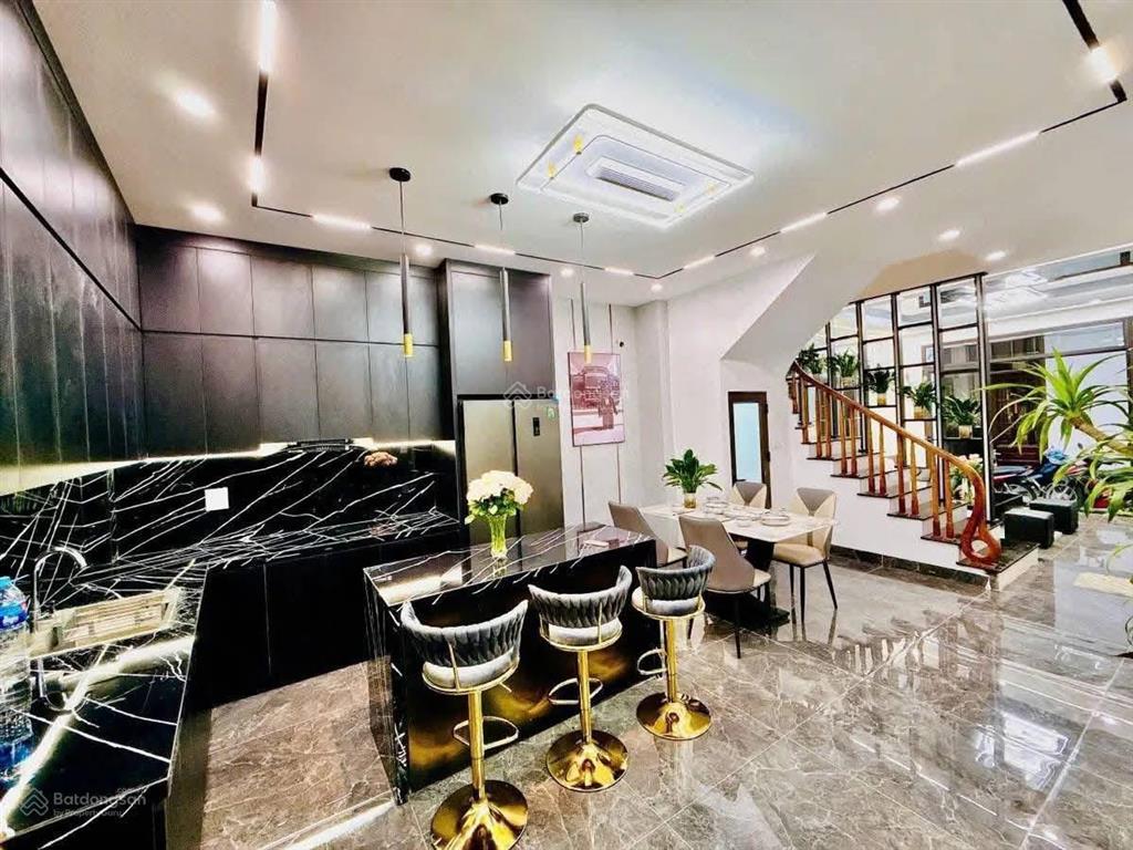 Lô góc 3 thoáng khương hạ  thanh xuân, 67m2 * 5 tầng, nở hậu, kinh doanh, oto tránh, giá 14 tỷ.