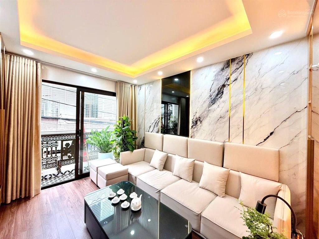 Phân lô bca khương trung, 50m2 * 7tầng, thang máy, vỉa hè, gara oto, view hồ đầm hồng, giá 15,5 tỷ.
