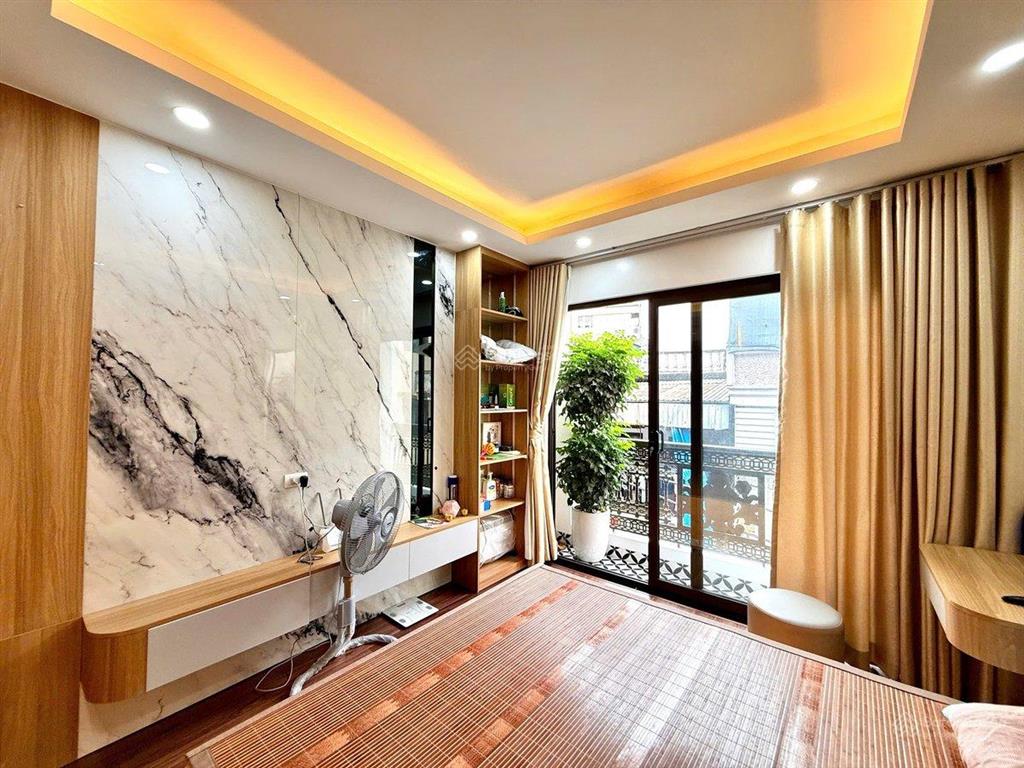 Phân lô bca khương trung, 50m2 * 7tầng, thang máy, vỉa hè, gara oto, view hồ đầm hồng, giá 15,5 tỷ.