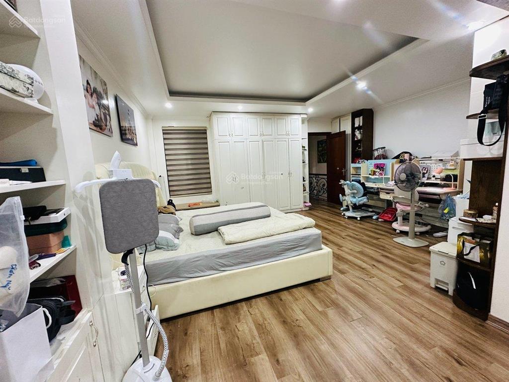 Phân lô lê trọng tấn 96m2 * 5tầng * mt 5,6m, ngõ oto, 30m ra vành đai 2.5, nở hậu, giá 20,3 tỷ.