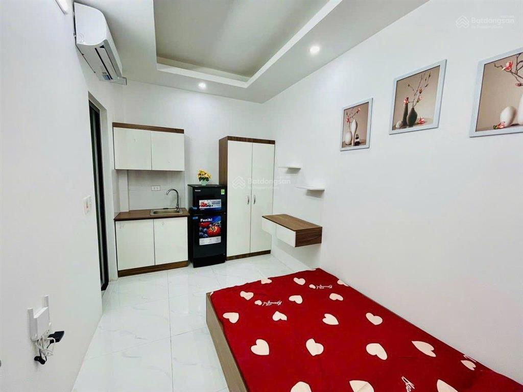 Lô góc giáp nhất, 55m2 * 3tầng, dòng tiền, kinh doanh, cạnh royal city, ngõ nông rộng giá 11,55 tỷ