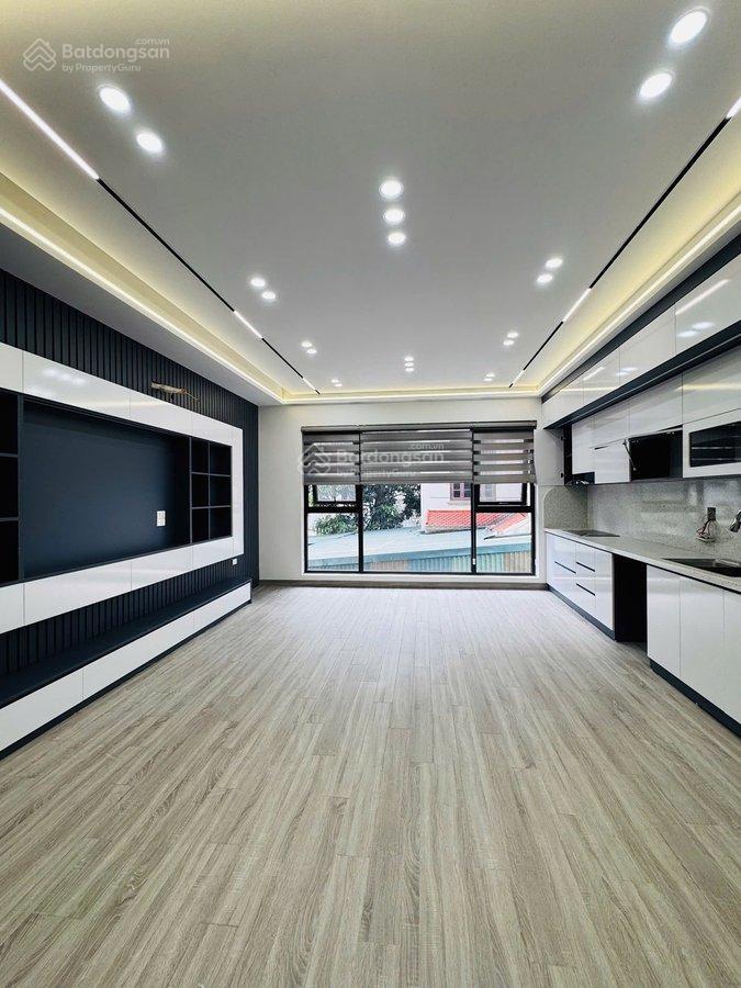 Phân lô hoàng cầu oto tránh, gara, kinh doanh đỉnh, văn phòng, 15m ra phố, 52m2 * 5tầng giá 22,9 tỷ