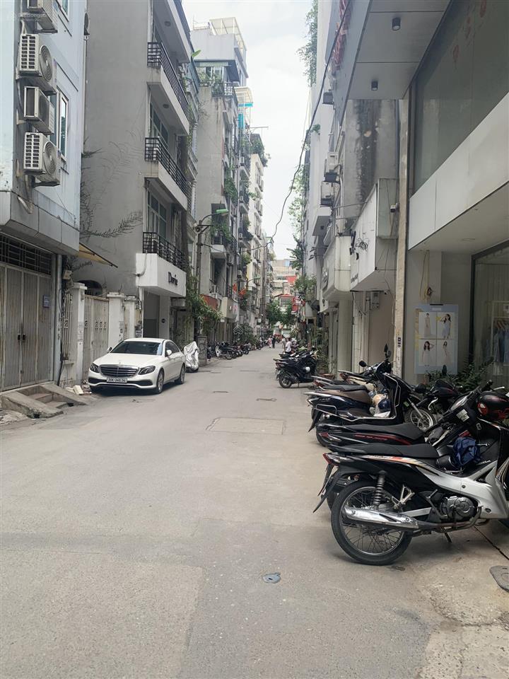Phân lô hoàng cầu oto tránh, gara, kinh doanh đỉnh, văn phòng, 15m ra phố, 52m2 * 5tầng giá 22,9 tỷ