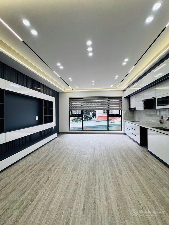 Phân lô gara oto tránh nguyễn phúc lai, kinh doanh đỉnh, 15m ra phố, gần hồ, 54m2 * 5tầng, nở hậu.
