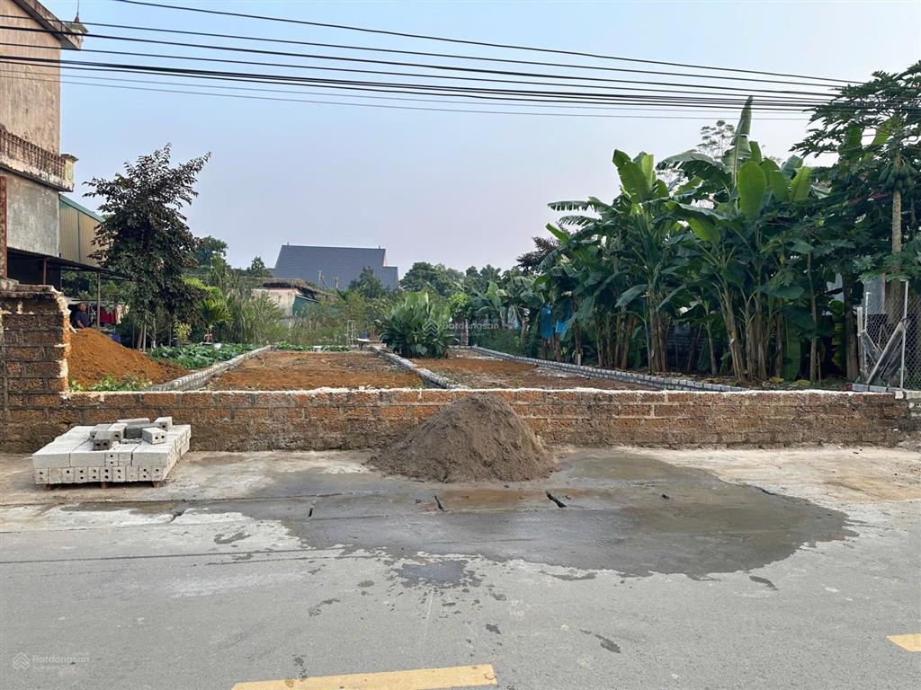 Bán nhanh mảnh đất mặt đường trục chính cổ đông. gần khu cnc, kinh doanh buôn bán tốt