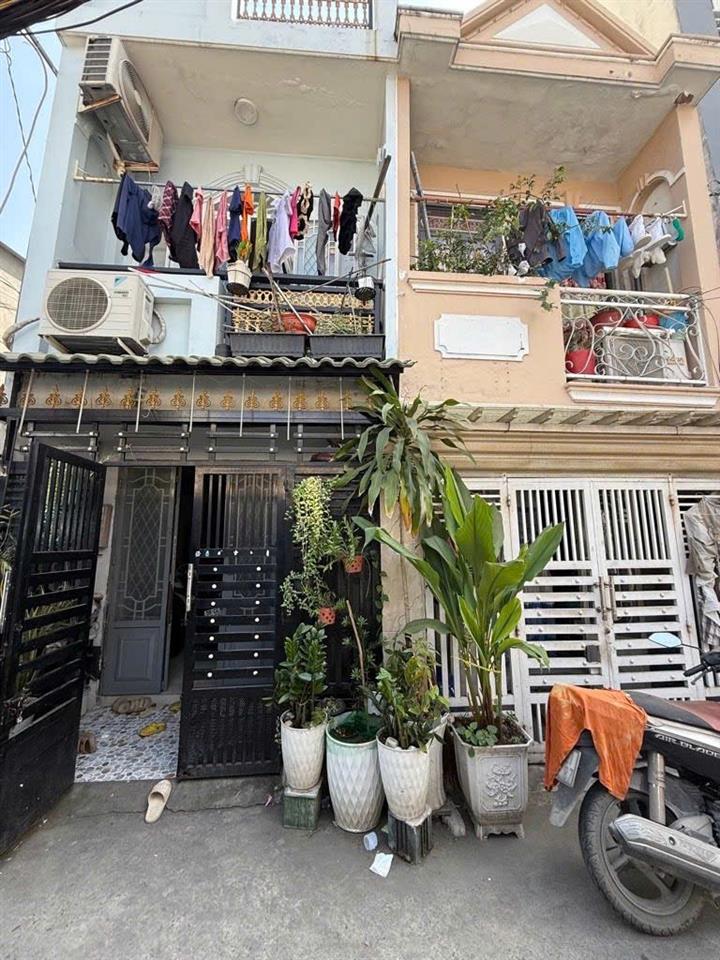 NHÀ 2 TẦNG MT HẺM THẲNG – HUỲNH TẤN PHÁT