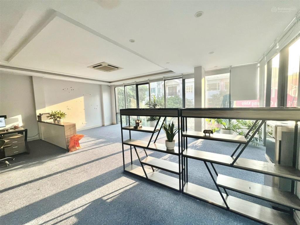 Cho thuê văn phòng tại mặt phố võ văn dũng, đống đa chỉ 8 triệu, 55m2, đẹp nhất khu đống đa