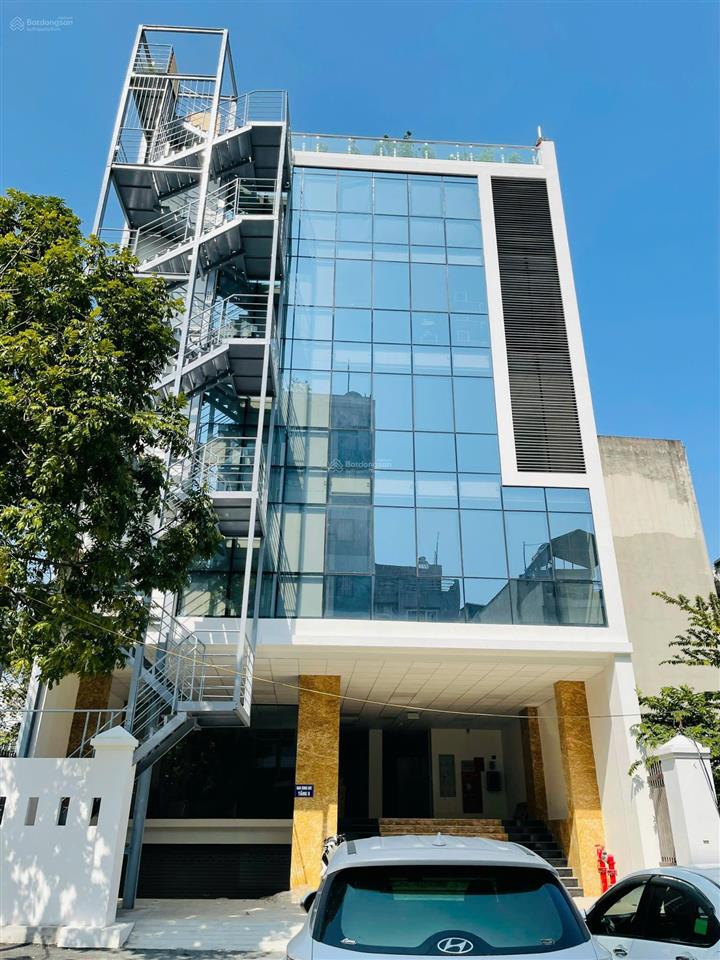 Chính chủ cho thuê văn phòng tại triều khúc, 24,5 triệu, 150m2, giá ưu đãi hot