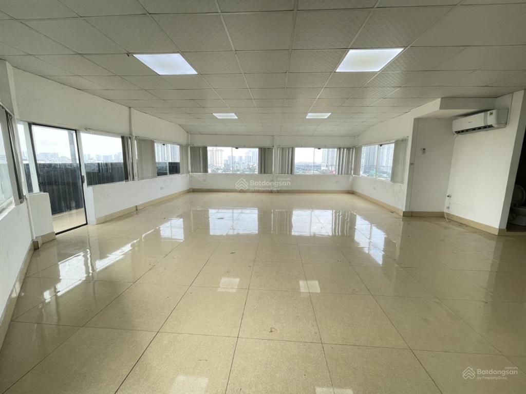 Chính chủ cho thuê thuê văn phòng tại nguyễn xiển, 7,5 triệu, 70m2