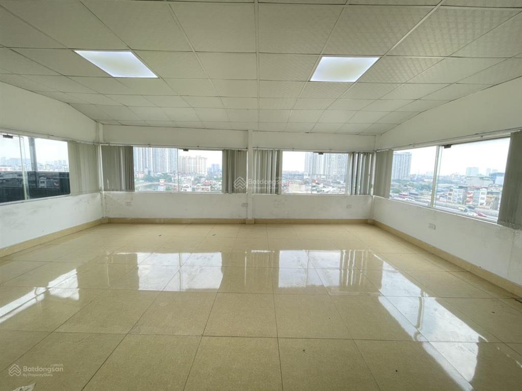 Chính chủ cho thuê thuê văn phòng tại nguyễn xiển, 7,5 triệu, 70m2