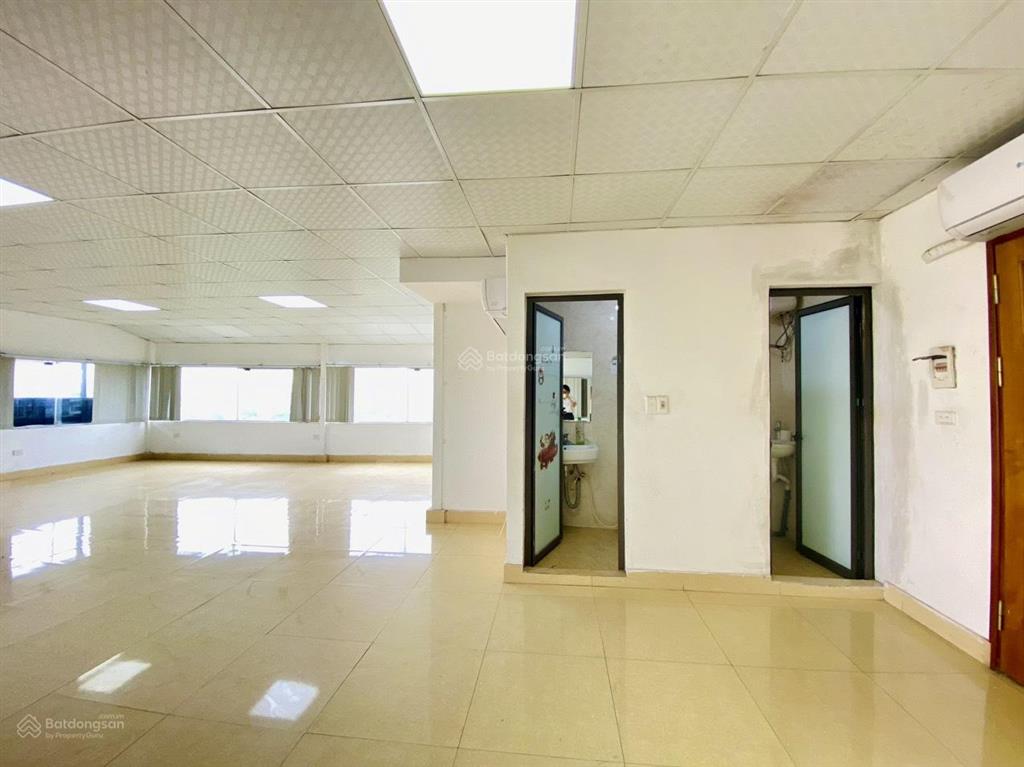 Chính chủ cho thuê thuê văn phòng tại nguyễn xiển, 7,5 triệu, 70m2