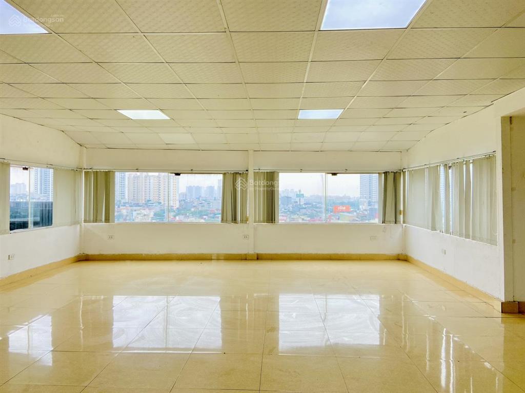 Chính chủ cho thuê thuê văn phòng tại nguyễn xiển, 7,5 triệu, 70m2