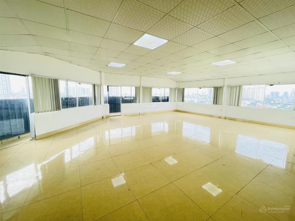Chính chủ cho thuê thuê văn phòng tại nguyễn xiển, 7,5 triệu, 70m2