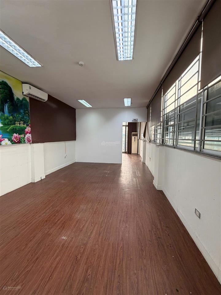 Chính chủ cho thuê văn phòng 60m2, 7 triệu tại nguyễn xiển, quận thanh xuân