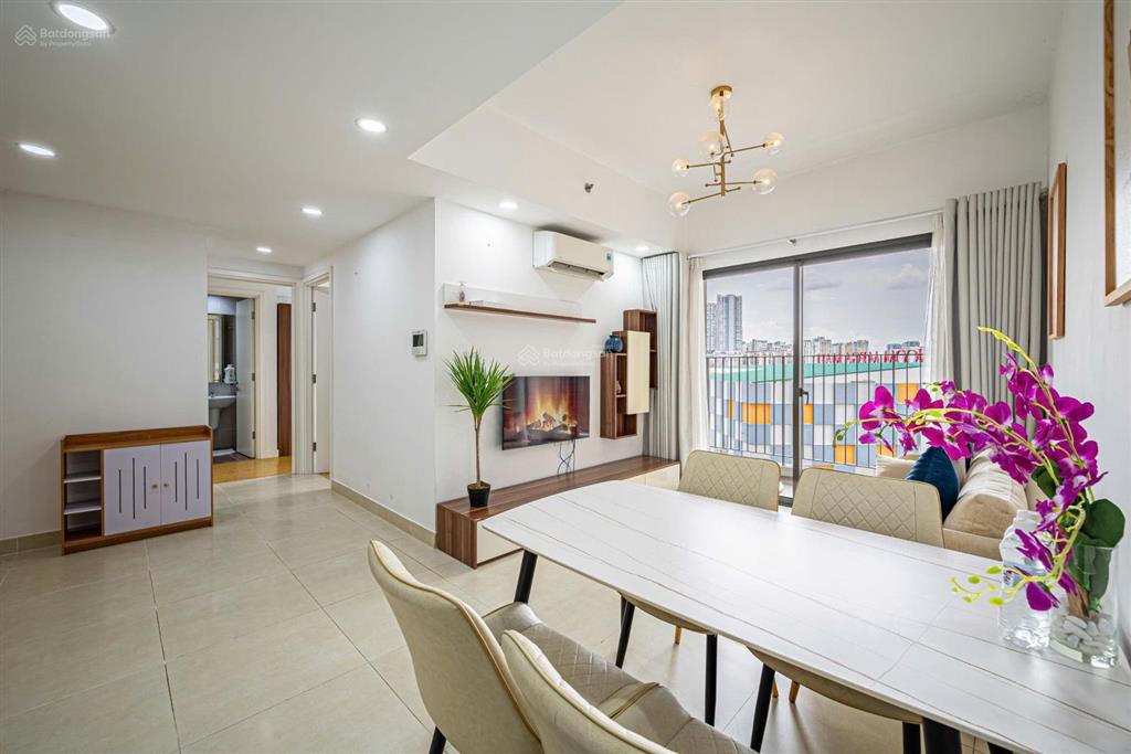 Căn hộ 2pn giá chỉ 7,7 tỷ, nhà mới toanh, hỗ trợ vay 80%.  0936 721 *** mr. hoài