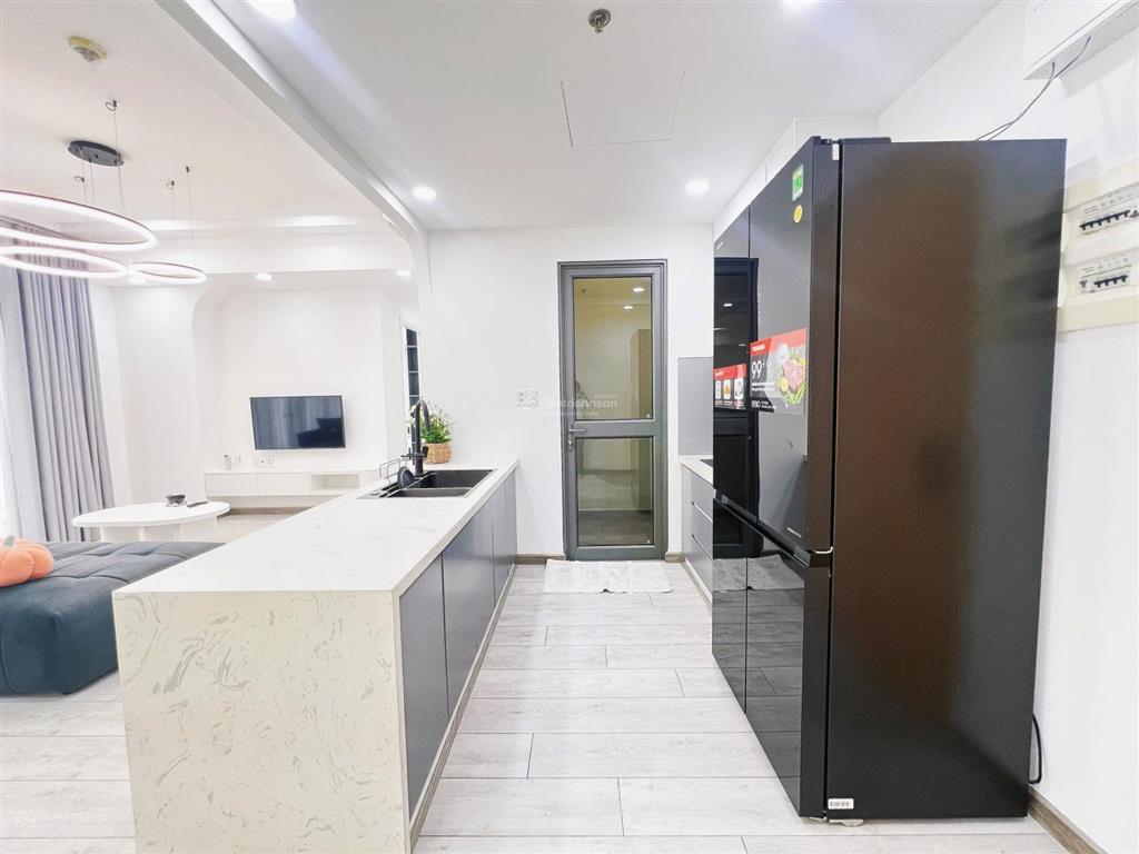 Bán căn 2pn tháp t4, căn góc, hỗ trợ vay 80%.  0936 721 *** mr. hoài