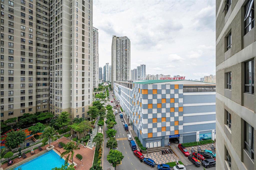 Căn hộ 2pn giá chỉ 7,7 tỷ, nhà mới toanh, hỗ trợ vay 80%.  0936 721 *** mr. hoài