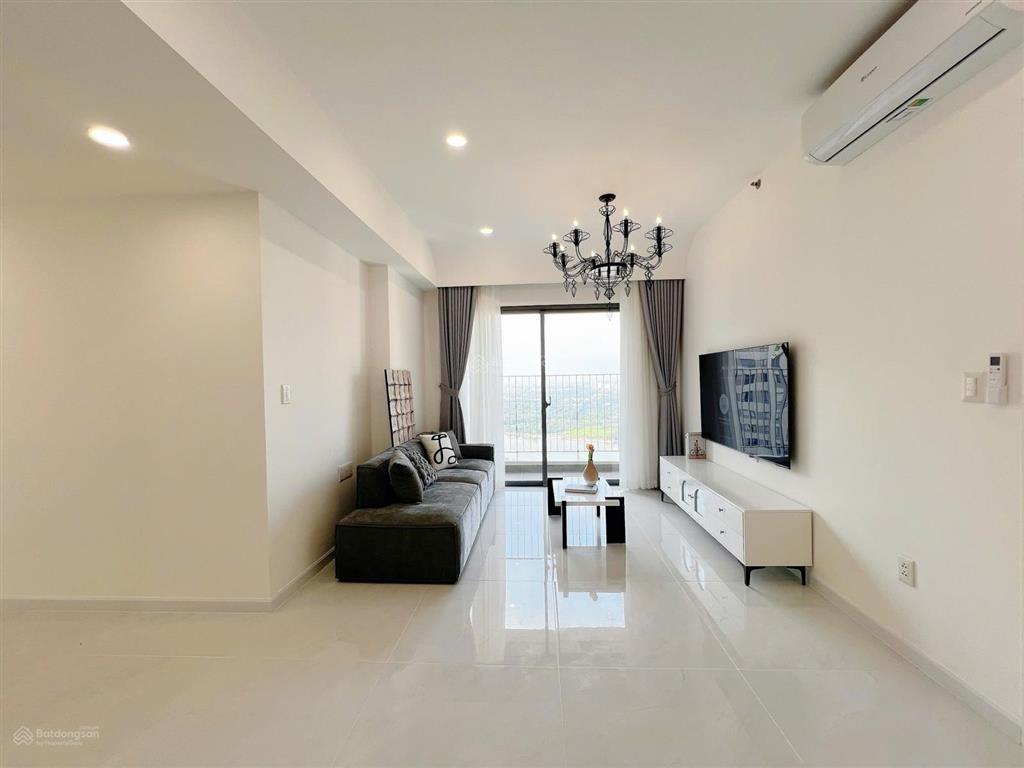 Bán căn 3pn tháp t5  masteri thảo điền, hỗ trợ vay 80%.  0936 721 *** mr. hoài