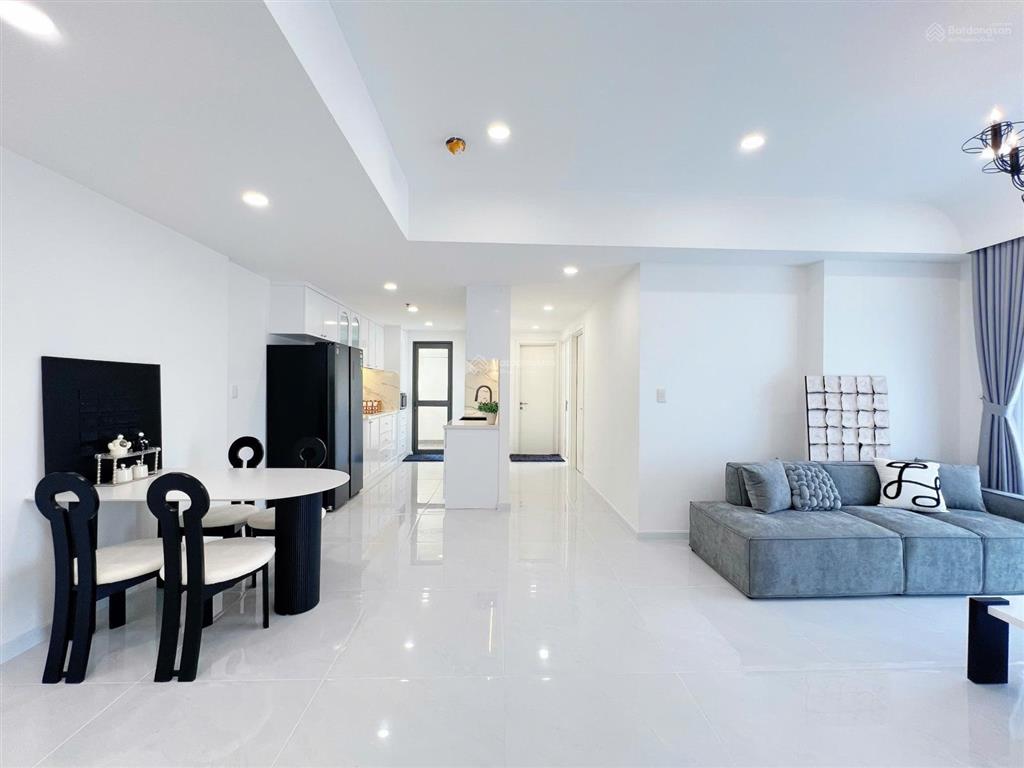 Bán căn 3pn tháp t5  masteri thảo điền, hỗ trợ vay 80%.  0936 721 *** mr. hoài