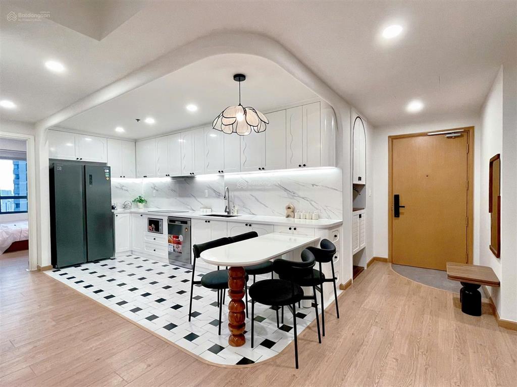 Bán căn hộ masteri thảo điền 2pn view sông tháp t4, diện tích 77m2, sổ hồng sẵn,  0936 721 ***