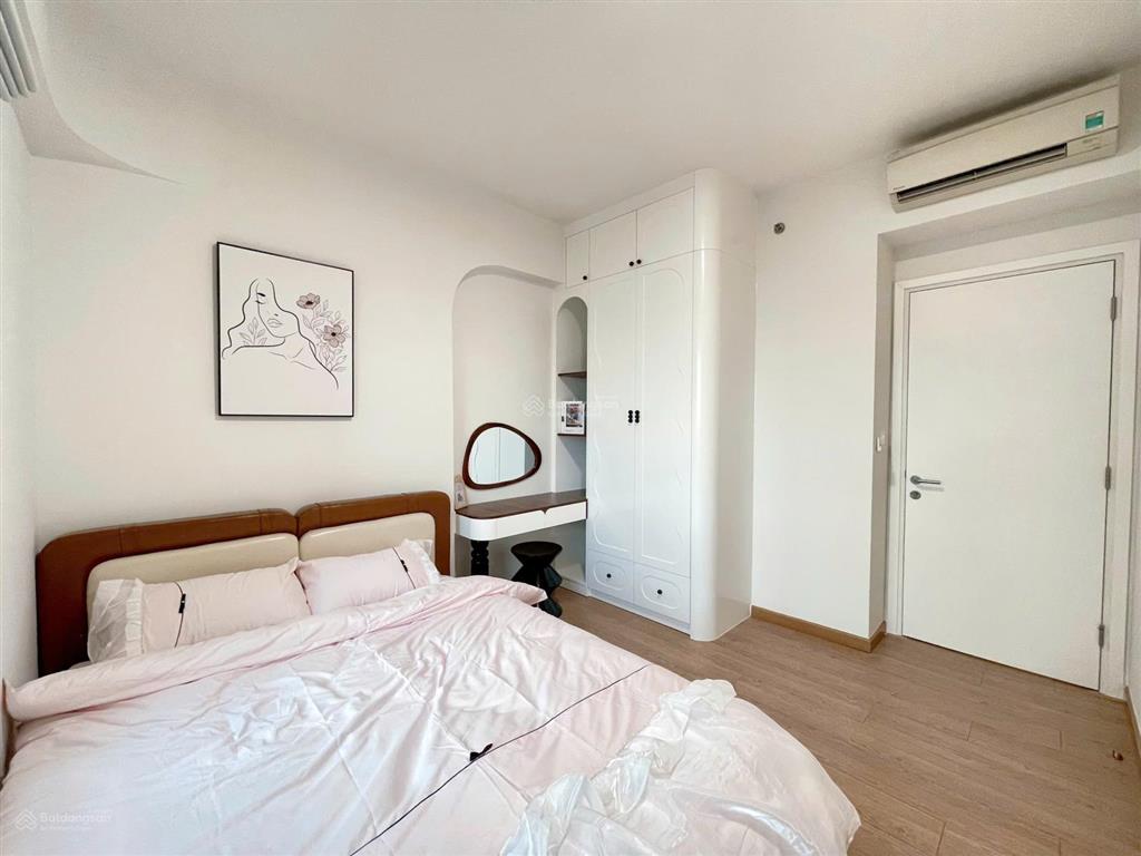 Bán căn hộ masteri thảo điền 2pn view sông tháp t4, diện tích 77m2, sổ hồng sẵn,  0936 721 ***