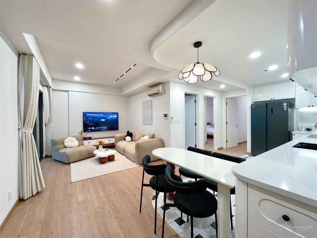 Bán căn hộ masteri thảo điền 2pn view sông tháp t4, diện tích 77m2, sổ hồng sẵn,  0936 721 ***
