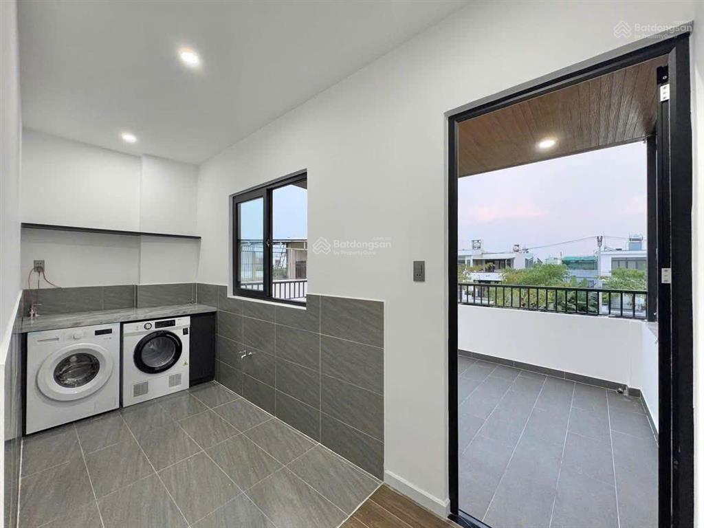 Giá tốt đầu tư chỉ 6.5 tỷ nhà nơ trang long  bình thạnh shr