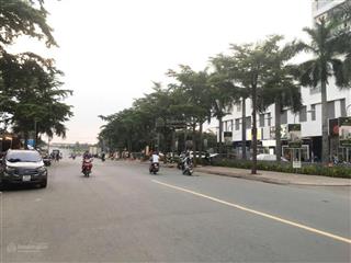 Đầu tư đất nền quận 2 ngay kdt cát lái  quận 2 giá từ 80 triệu / m2 sổ hồng công chứng ngay