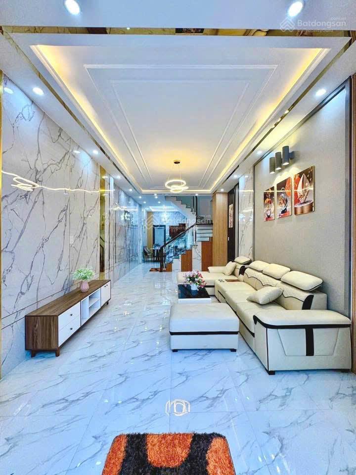 4 tỏi 650  chủ ngộp bán gấp nhà kha vạn cân  hbc cách phạm văn đồng chỉ 100m shr