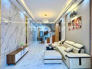 4 tỏi 650  chủ ngộp bán gấp nhà kha vạn cân  hbc cách phạm văn đồng chỉ 100m shr