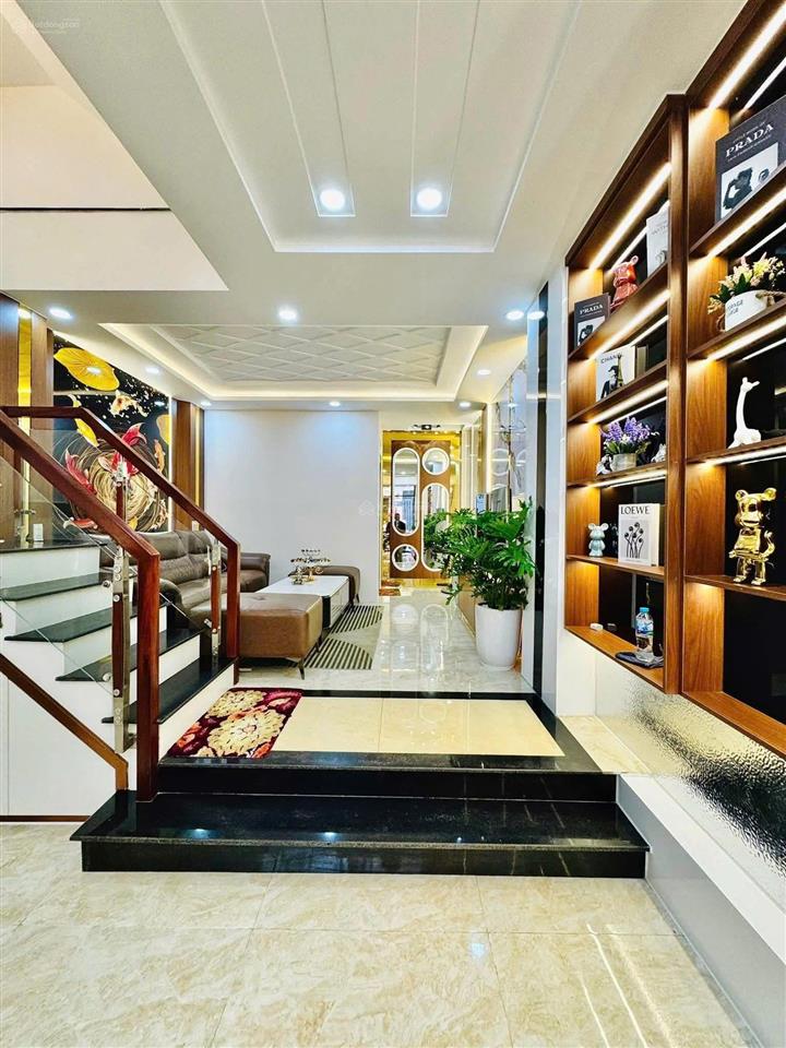 [ 2 tỏi 650 ] giá tốt nhất khu vực bán nhà lê văn việt  thủ đức gần vincom plaza shr hẻm 8m shr