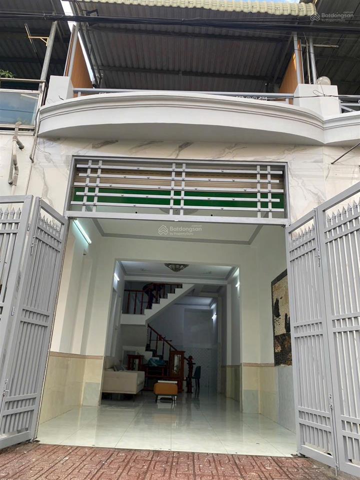 2 tỷ 5 đầu tư nhà ngay vincom dĩ an chỉ nhỉnh 2 tỷ sẵn dòng tiền thuê 8 triệu / tháng shr