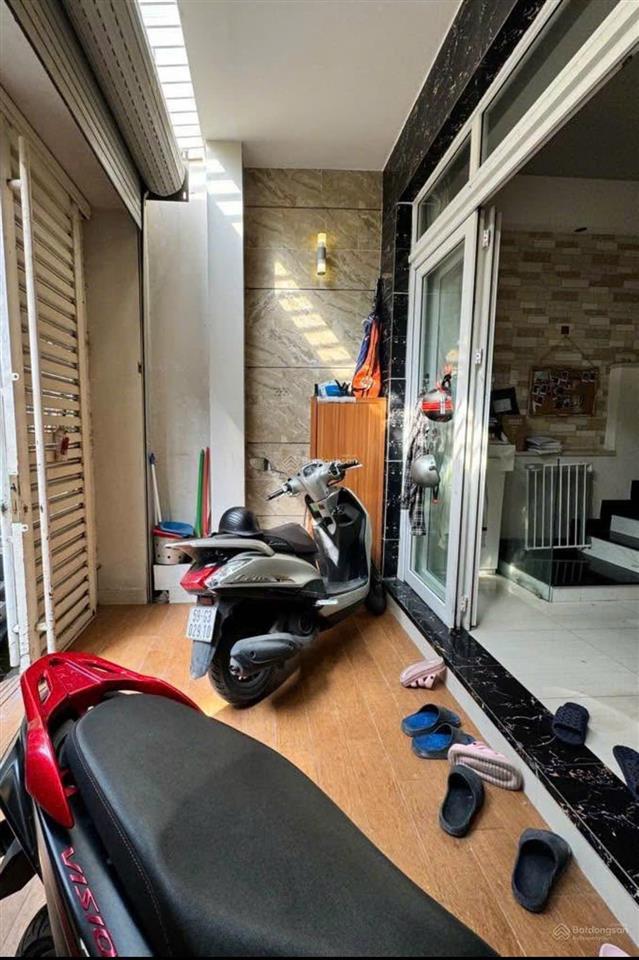 Chỉ 3tỷ580 sở hữu nhà đẹp phú nhuận hxh đường đoàn thị điểm, dt75.6m2  gần ubnd phường cầu kiệu