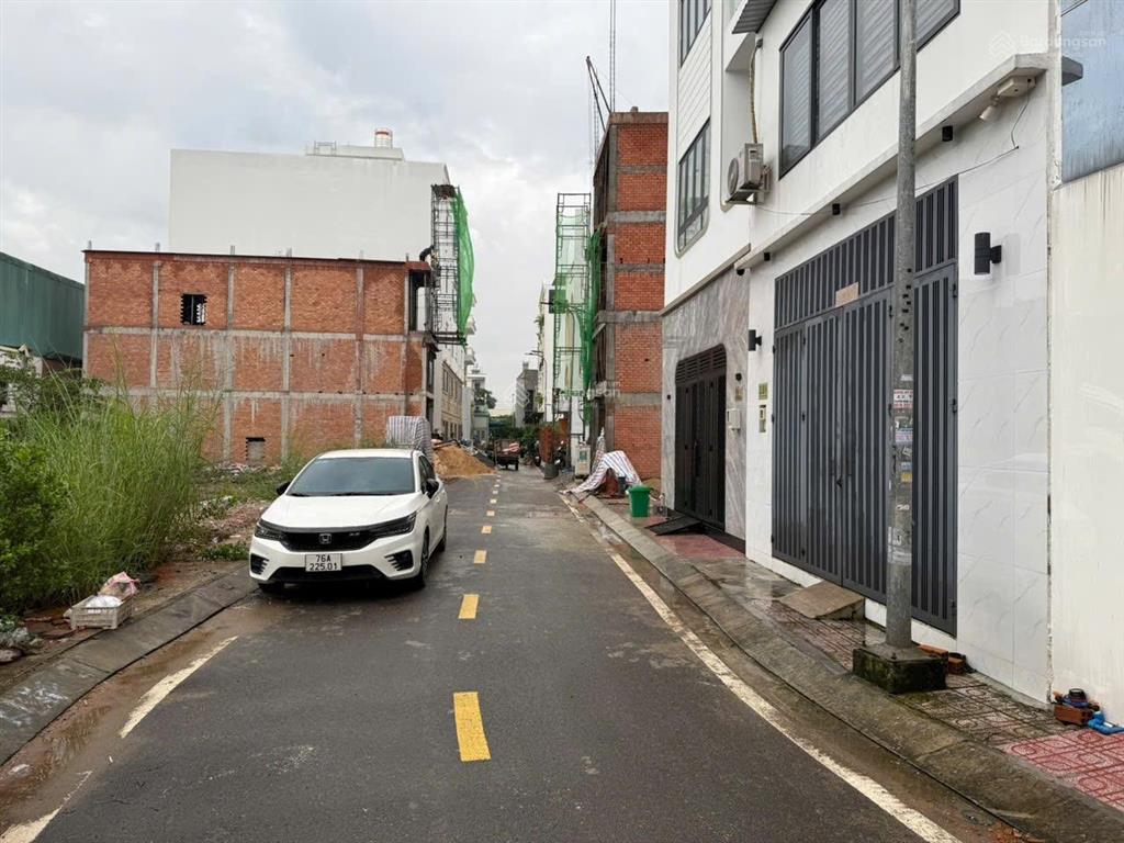 Chính chủ cần bán gấp lô đất vị trí đắc địa tại kdc tây lân