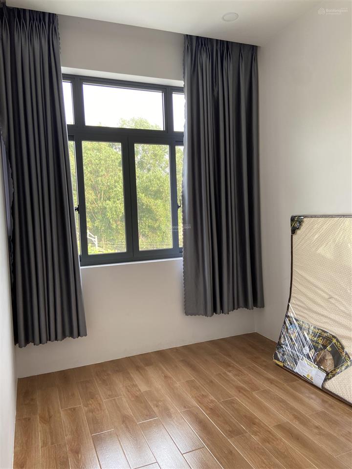 Bán nhà sân vườn nghỉ dưỡng tại đ. cây me, 9,2 tỷ, 5pn, 6wc. diện tích đất 4000m2