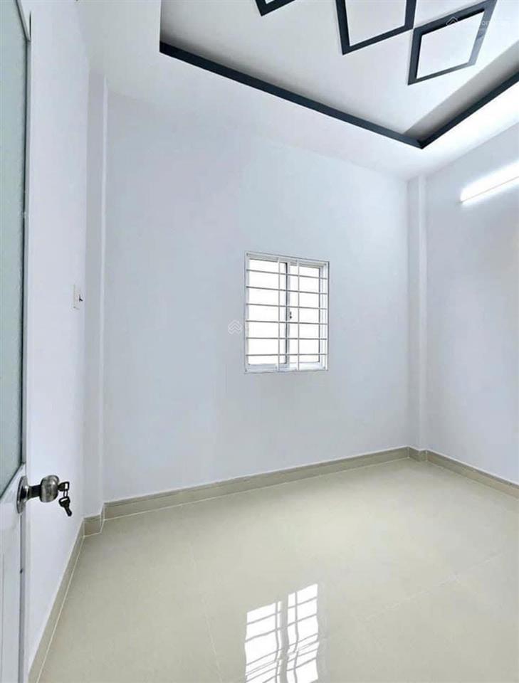 Bán lỗ nhà nguyễn đình chiểu, q.3 | dt 67,5m2 | hẻm 6m | hợp đồng thuê sẳn | shr