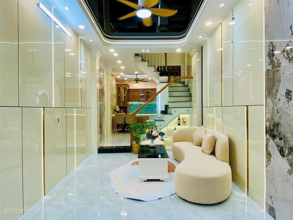 Hàng độc quyền, quận 1 ngay trần quý khoách, q.1 đang sẳn dòng tiền cho thuê 31,261 triệu /tháng