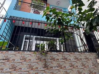 Bán gấp nhà 1 trệt 2 lầu giá 3,8 tỷ  ngay bạch đằng, tân bình  dt 70,6m2  gần sân bay