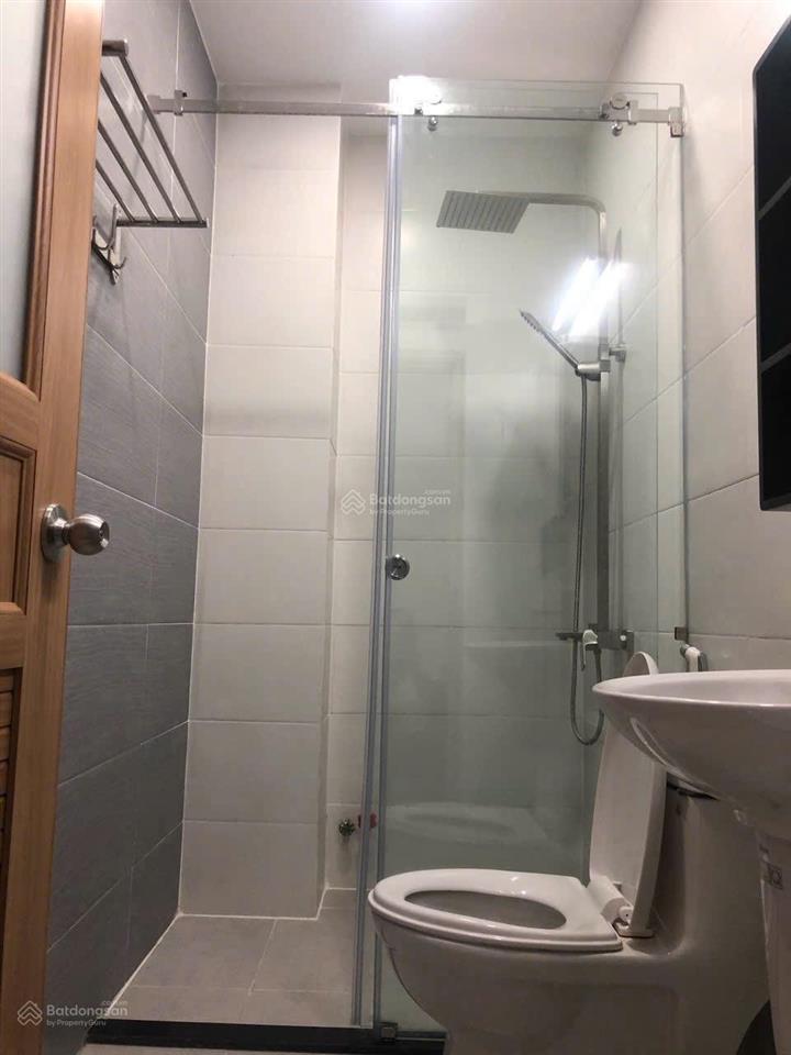 Bán nhà trần minh quyền, quận 10 hẻm xe hơi 5m, đang cho thuê 19 triệu  giá 5.2 tỷ  60m2  shr