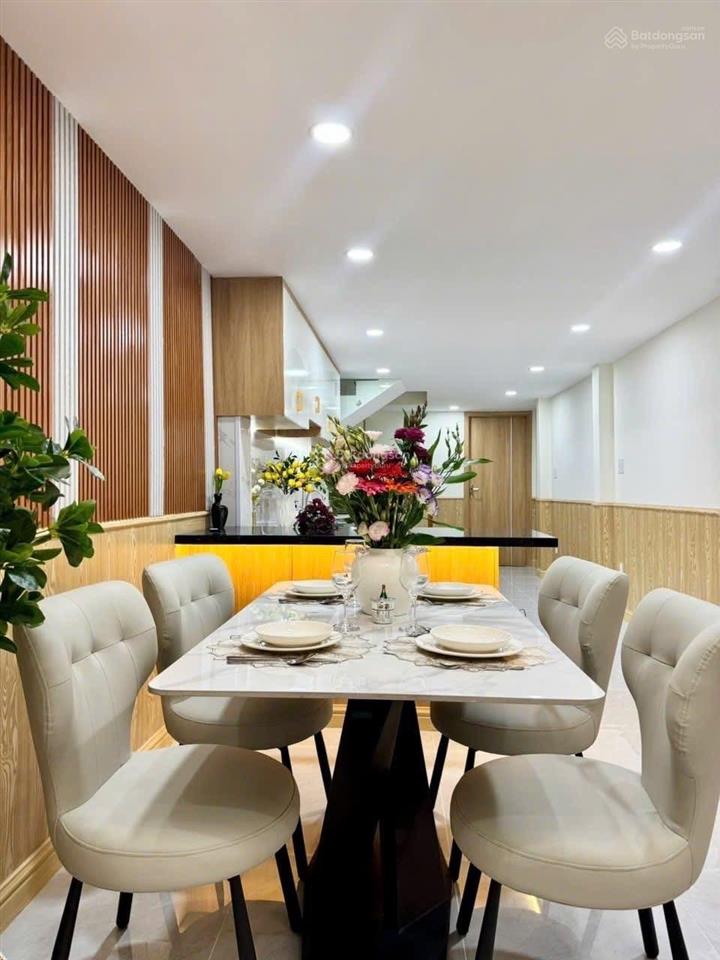 Hiếm nhà bán ngay minh phụng quận 11, hẻm oto 5,5m diện tích 72,8m2 cho thuê 16 triệu/th