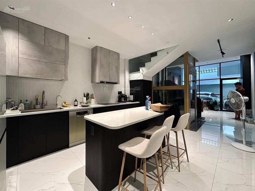 Ngay phan chu trinh  bình thạnh | đầu tư, giữ dòng tiền tốt, hẻm xe hơi, sổ hồng riêng