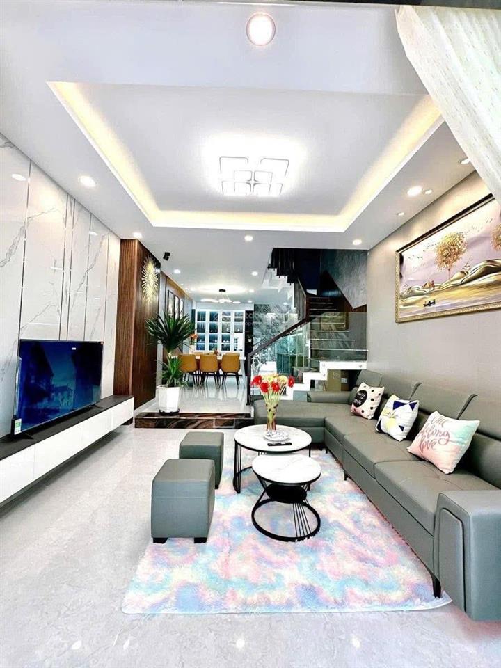 2,7 tỷ  73,5m2 nhà 3 tầng ngay lê văn chí, thủ đức  đường oto  kinh doanh vip  có dòng tiền tôt